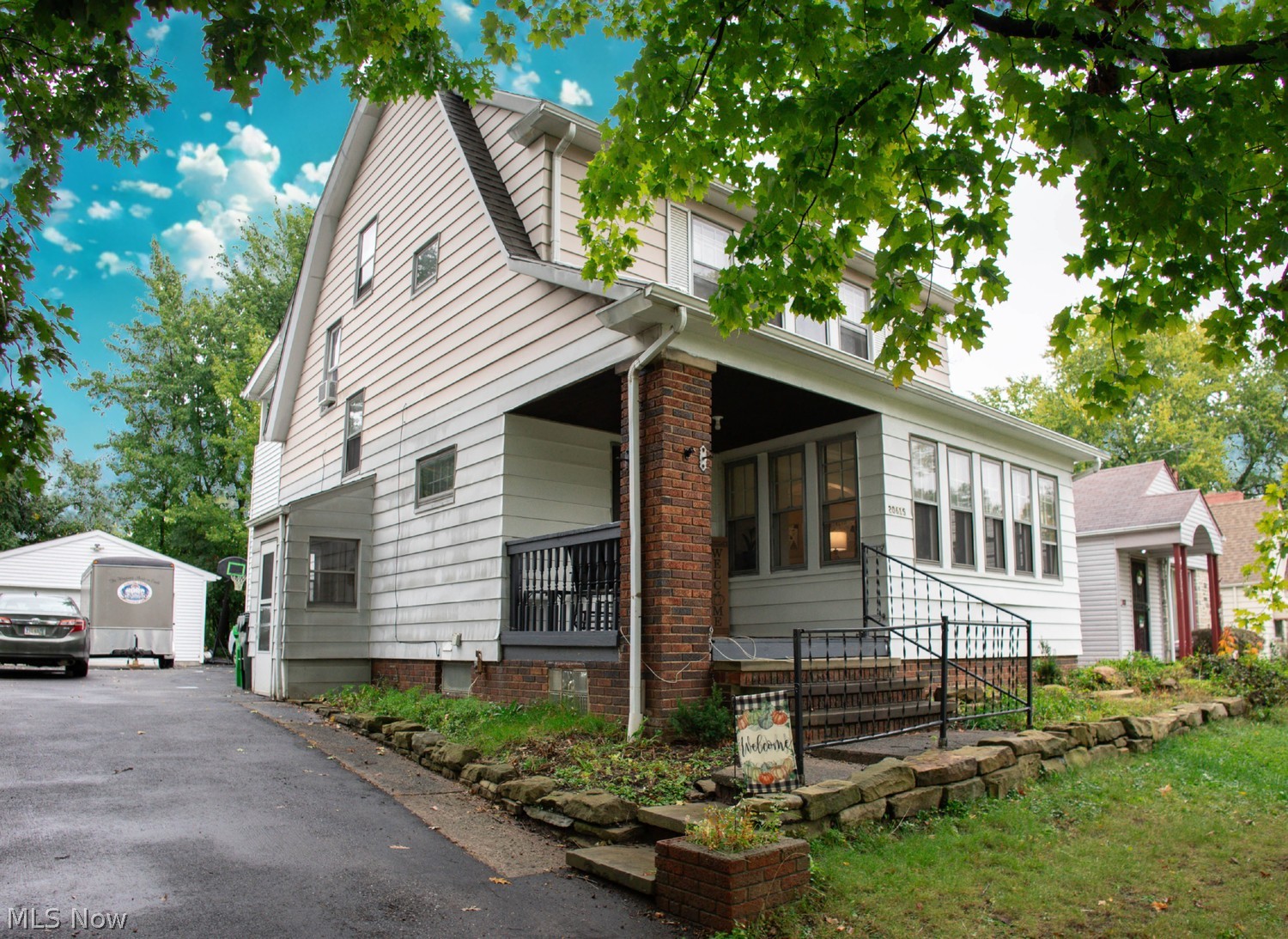 20615 E Ridgewood Avenue Warrensville Heights OH 44122