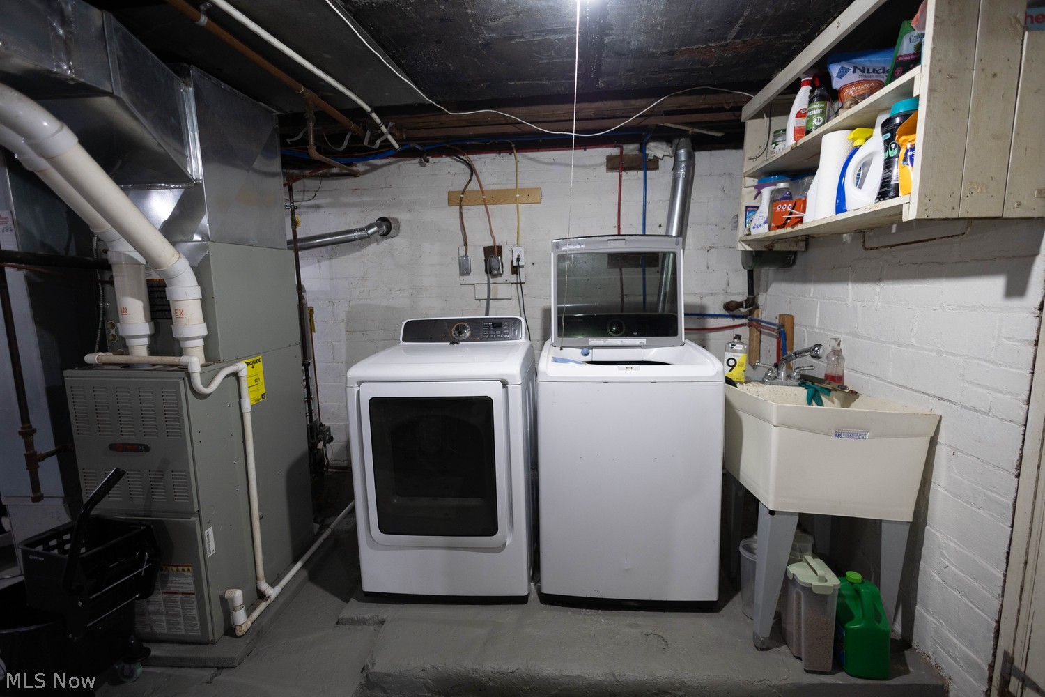 20615 E Ridgewood Avenue Warrensville Heights OH 44122