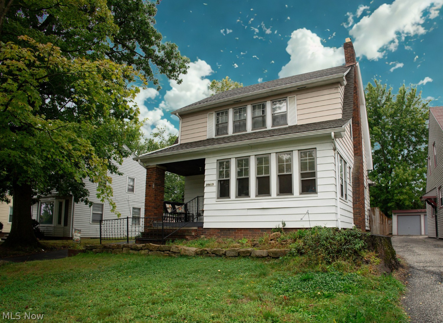 20615 E Ridgewood Avenue Warrensville Heights OH 44122