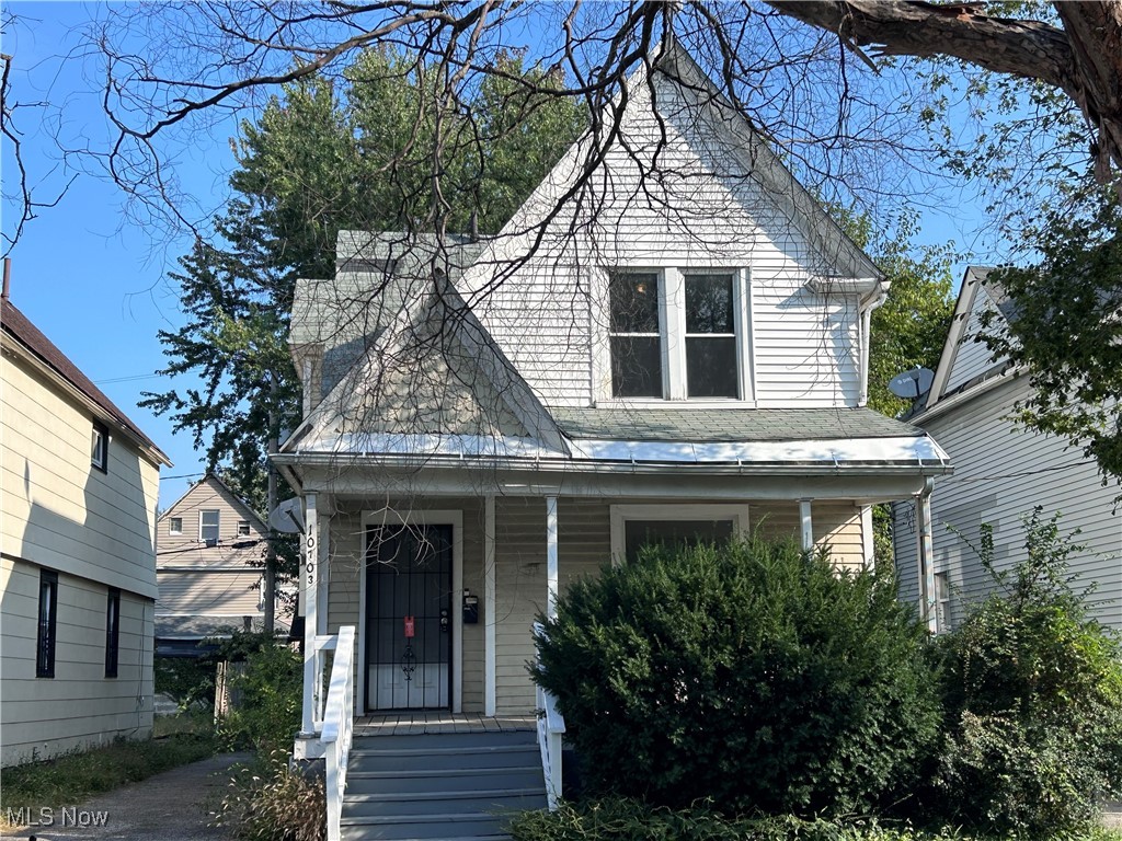 10703 Kimberley Avenue Cleveland OH 44108