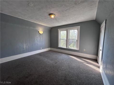 10703 Kimberley Avenue Cleveland OH 44108