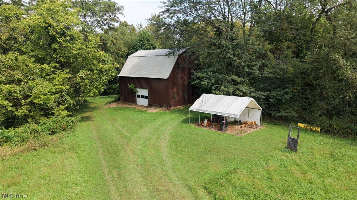 16567 Johnson Hill Road Newcomerstown OH 43832