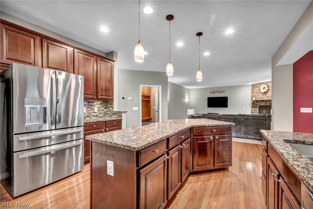 5600 W Longridge Drive Seven Hills OH 44131
