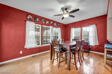 5600 W Longridge Drive Seven Hills OH 44131