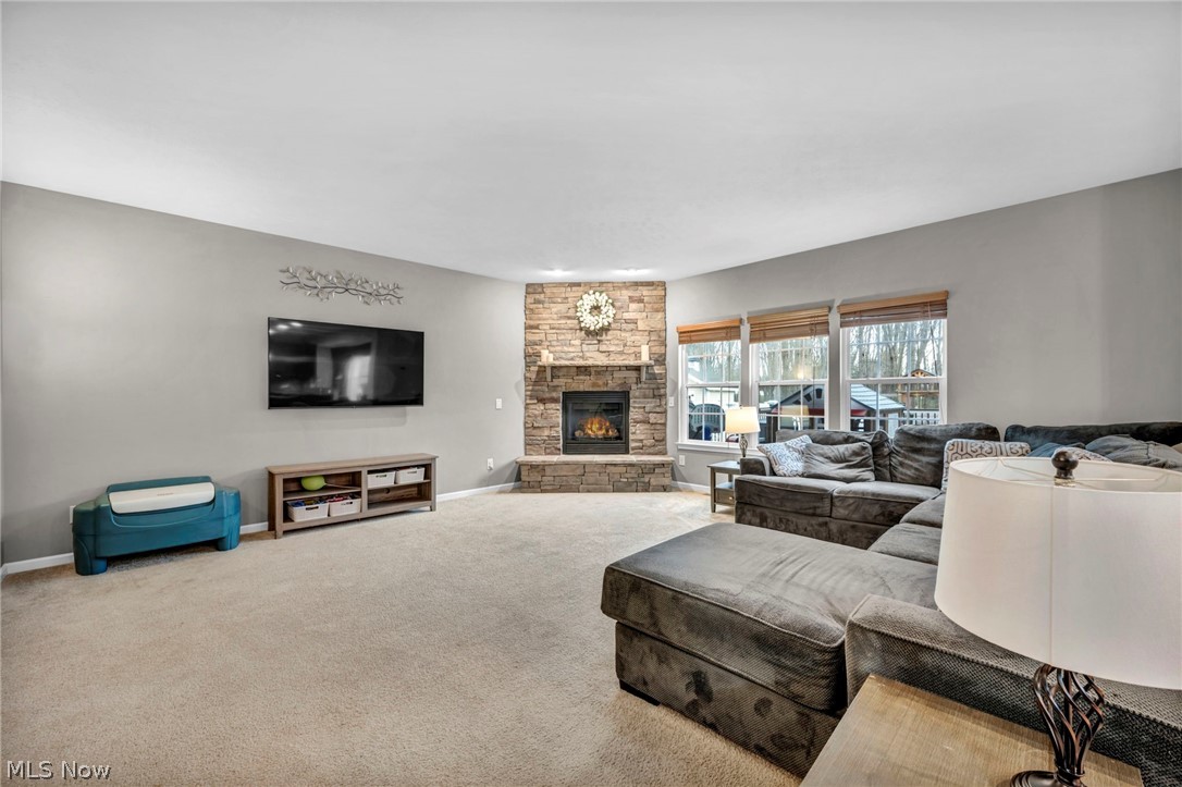 5600 W Longridge Drive Seven Hills OH 44131