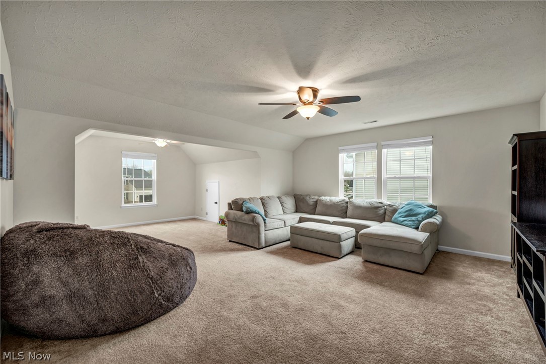 5600 W Longridge Drive Seven Hills OH 44131