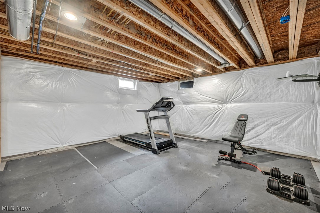 5600 W Longridge Drive Seven Hills OH 44131