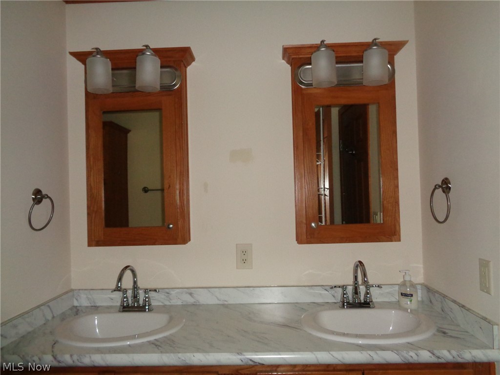 326 Gemini Drive Dover OH 44622