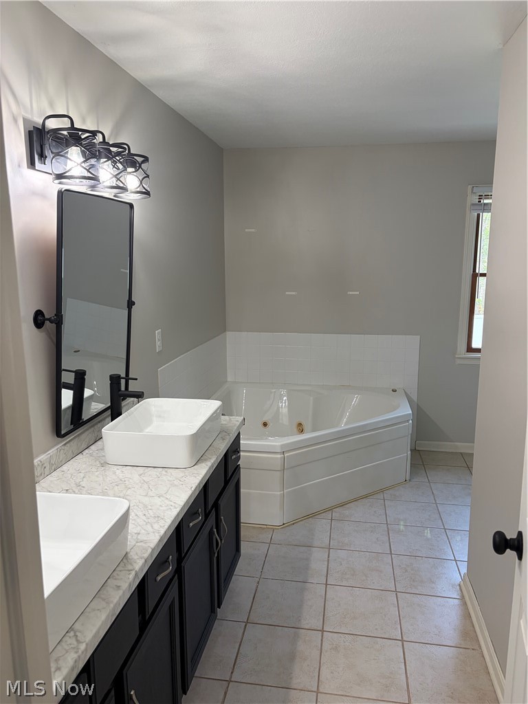 6465 Tara Drive Poland OH 44514