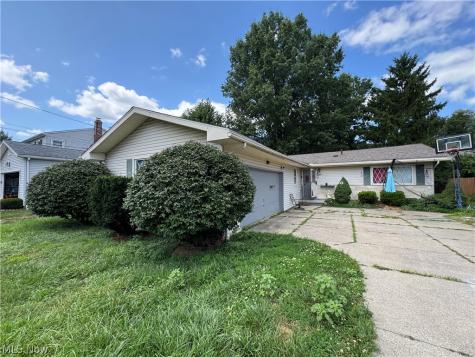 2475 Sand Run Fairlawn OH 44333