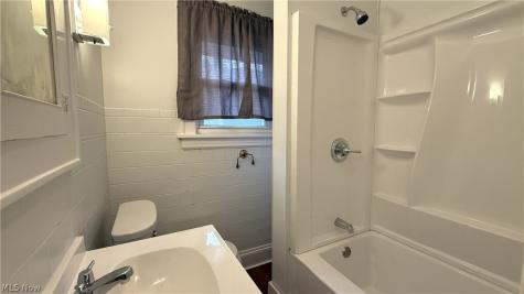 1405 Brandon Avenue Akron OH 44305