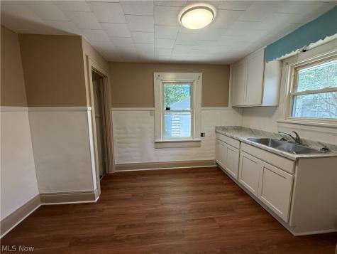1405 Brandon Avenue Akron OH 44305