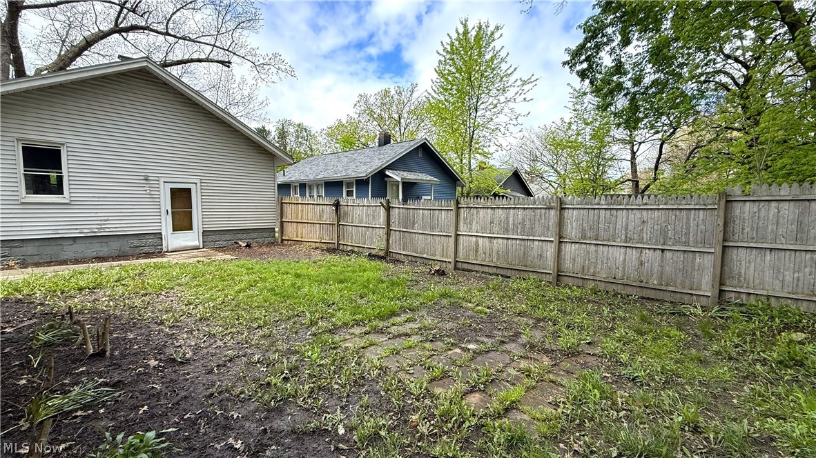 1405 Brandon Avenue Akron OH 44305