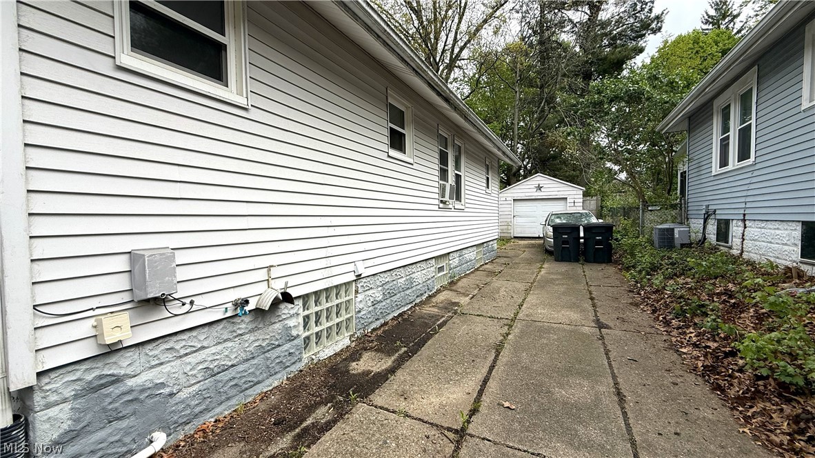 1405 Brandon Avenue Akron OH 44305