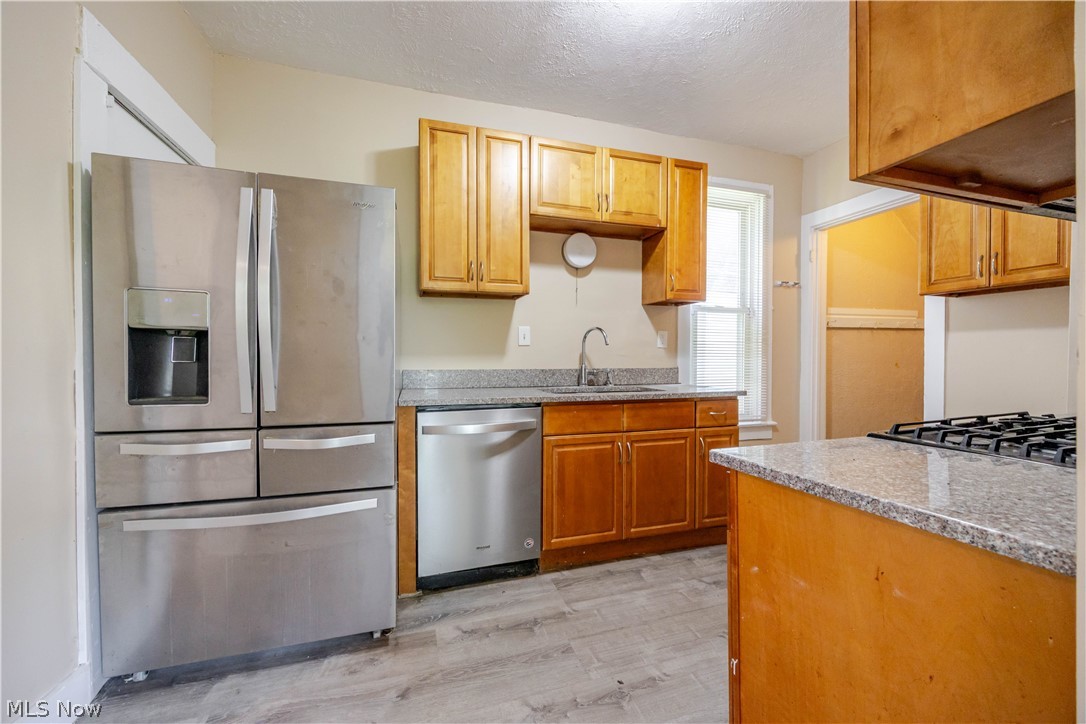 1516 E 86th Street Cleveland OH 44106