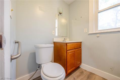 1516 E 86th Street Cleveland OH 44106