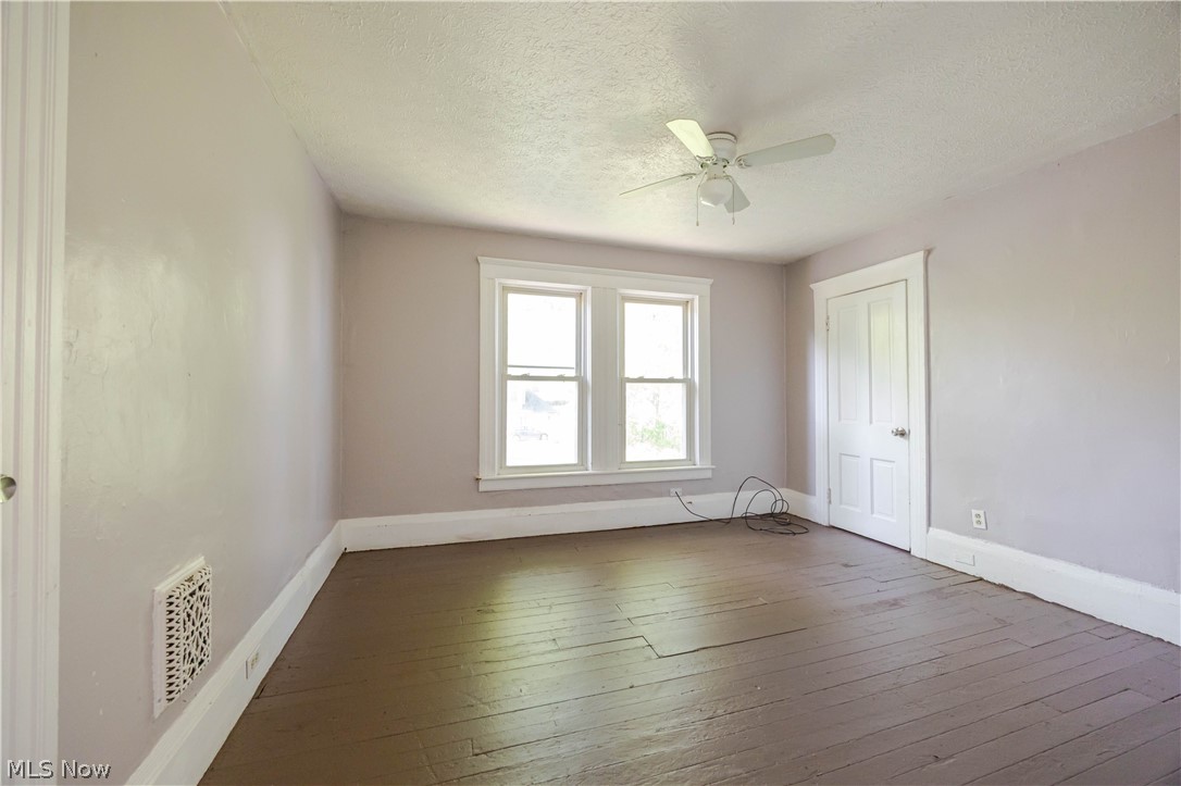 1516 E 86th Street Cleveland OH 44106