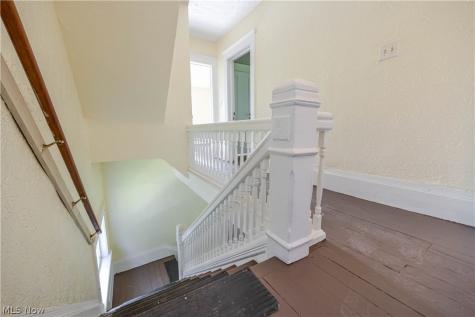 1516 E 86th Street Cleveland OH 44106