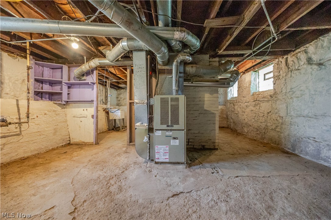 1516 E 86th Street Cleveland OH 44106