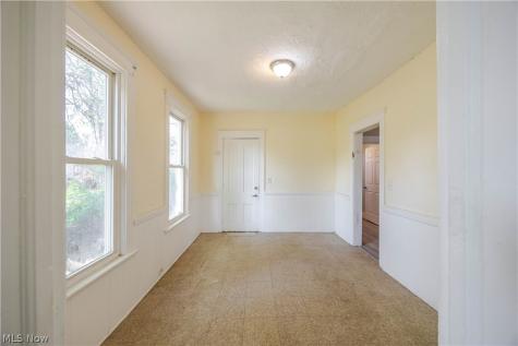 1516 E 86th Street Cleveland OH 44106