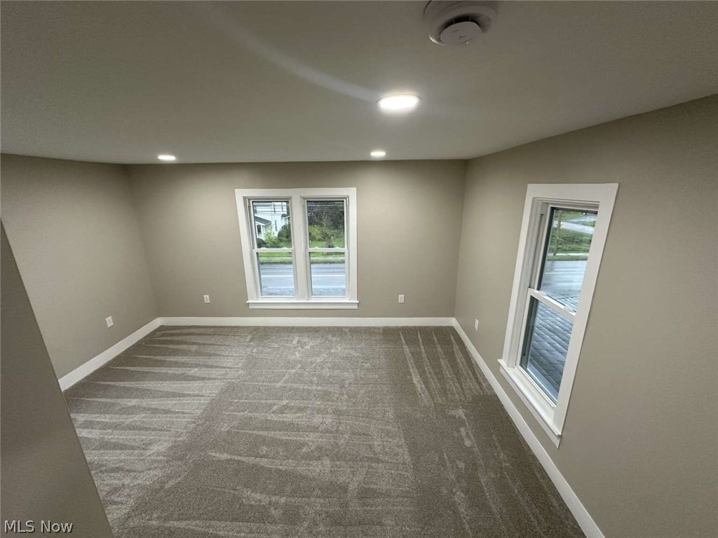 971 New Garden Avenue Salem OH 44460