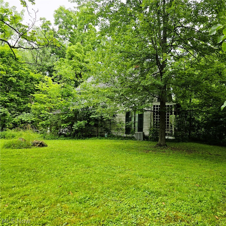 6852 Eastland Road Middleburg Heights OH 44130