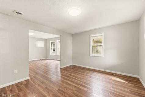 3123 W 68th Street Cleveland OH 44102