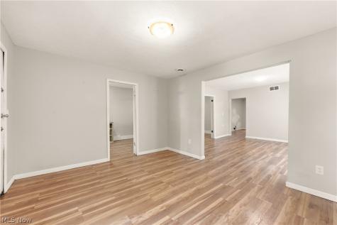 3123 W 68th Street Cleveland OH 44102