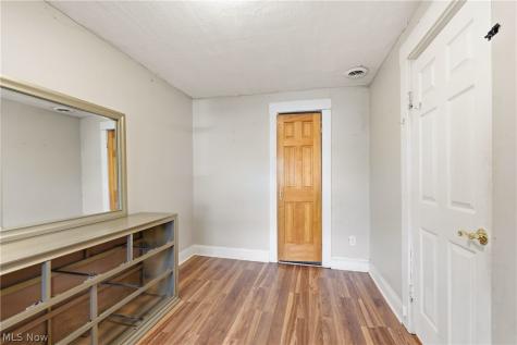 3123 W 68th Street Cleveland OH 44102