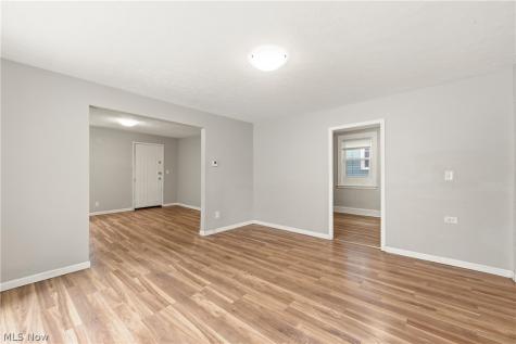 3123 W 68th Street Cleveland OH 44102