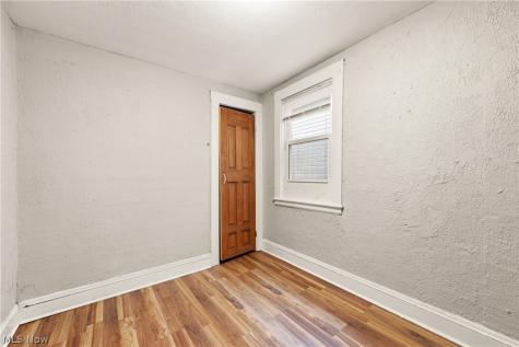3123 W 68th Street Cleveland OH 44102