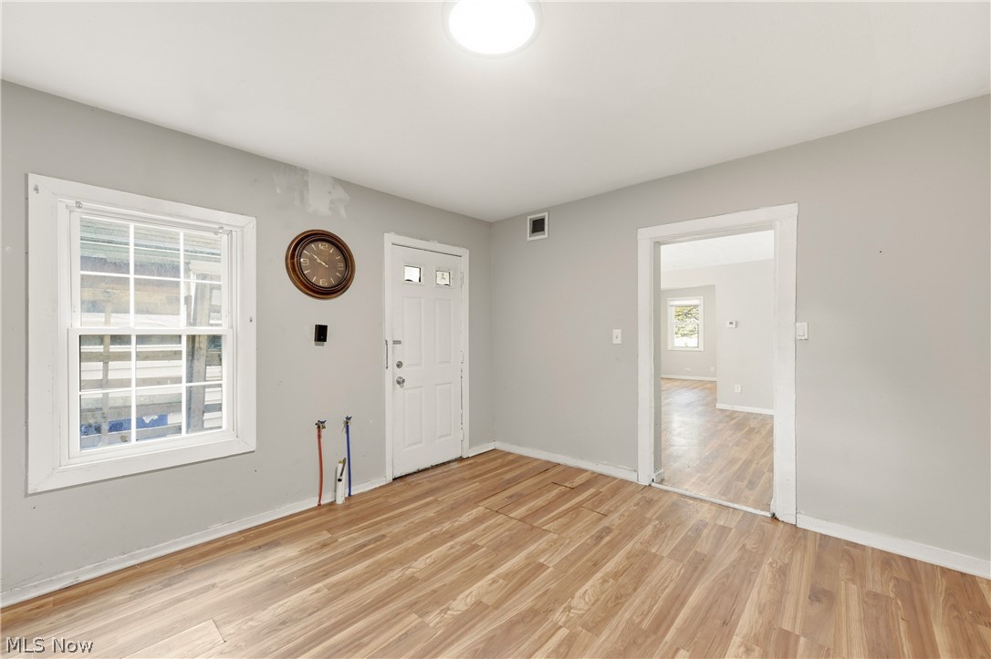 3123 W 68th Street Cleveland OH 44102