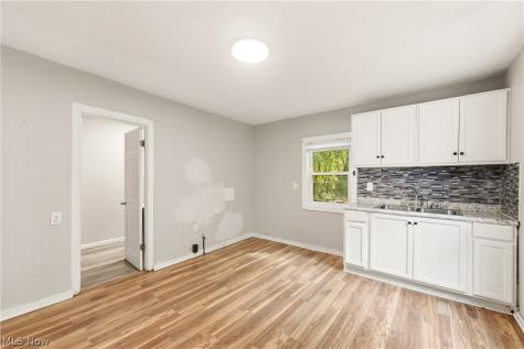 3123 W 68th Street Cleveland OH 44102