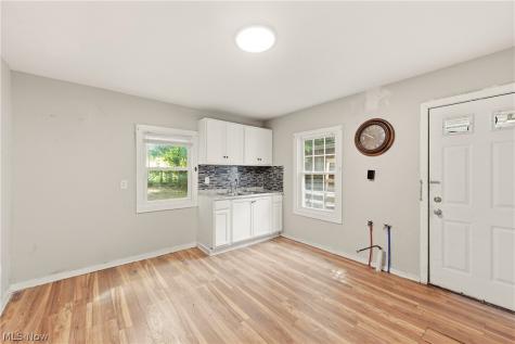 3123 W 68th Street Cleveland OH 44102
