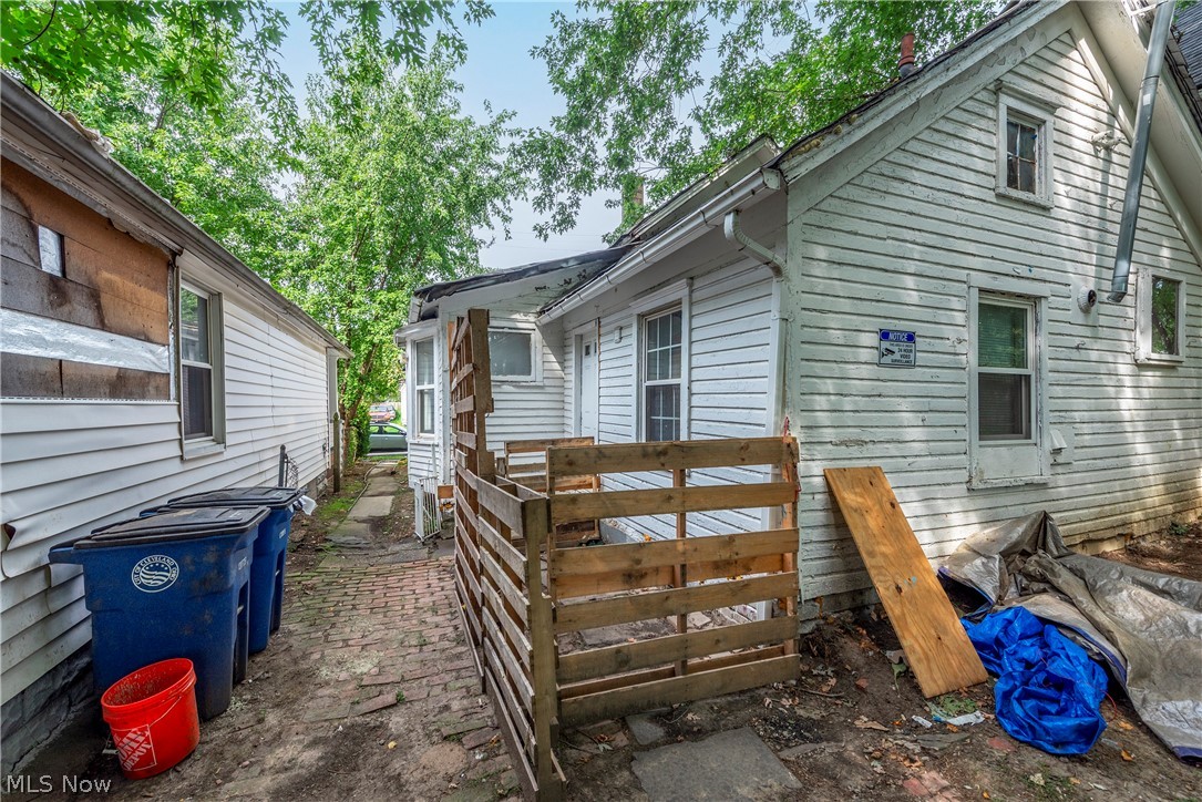 3123 W 68th Street Cleveland OH 44102