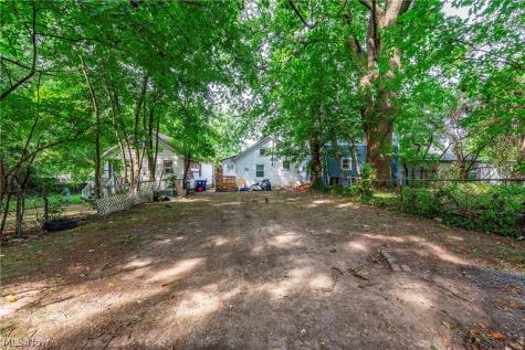 3123 W 68th Street Cleveland OH 44102