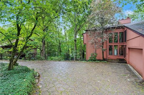 849 Belleau Wood Drive Akron OH 44303