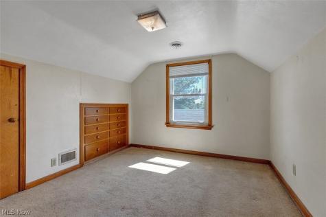 3203 Oakdale Avenue Lorain OH 44055