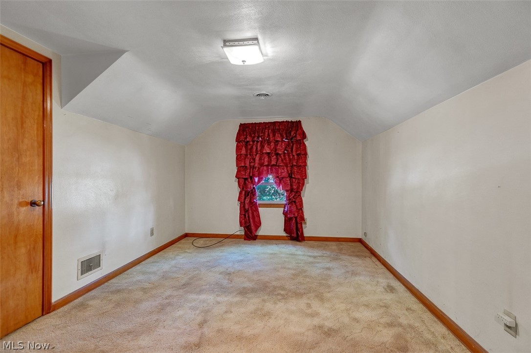 3203 Oakdale Avenue Lorain OH 44055