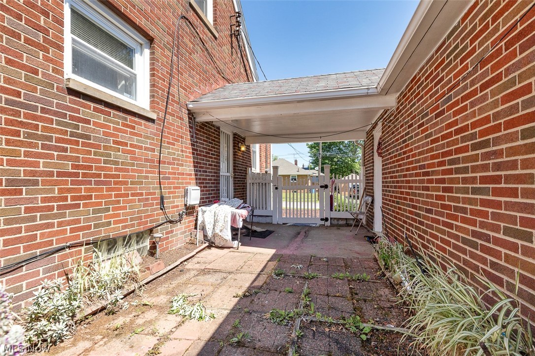 3203 Oakdale Avenue Lorain OH 44055
