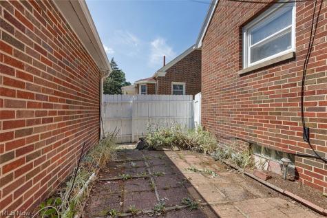 3203 Oakdale Avenue Lorain OH 44055