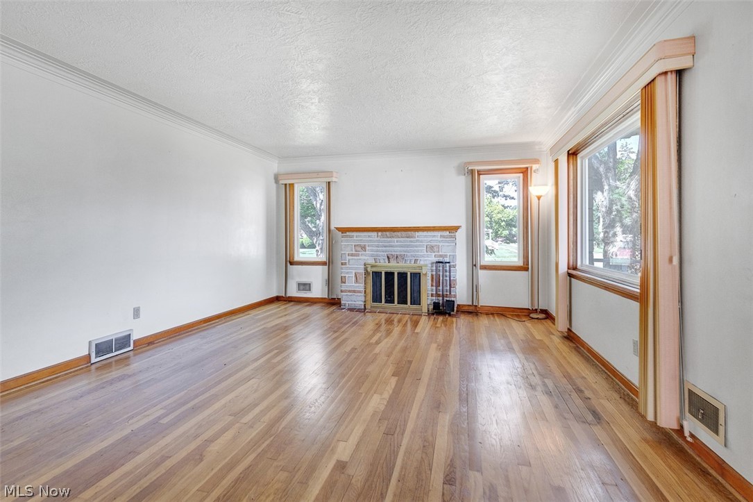 3203 Oakdale Avenue Lorain OH 44055