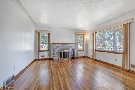 3203 Oakdale Avenue Lorain OH 44055