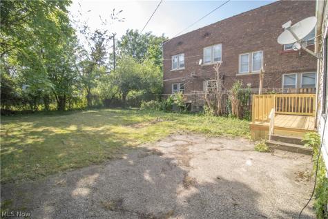 3448 E 149th Street Cleveland OH 44120