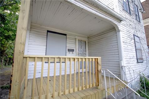 3448 E 149th Street Cleveland OH 44120