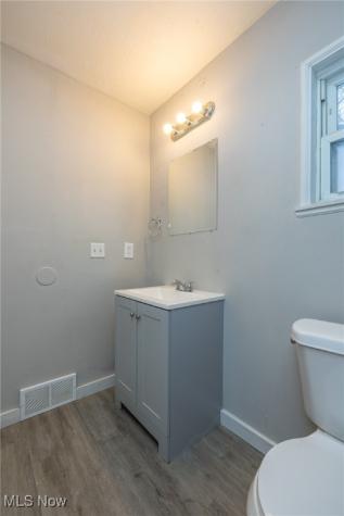 2349 Kelly Place Lorain OH 44052