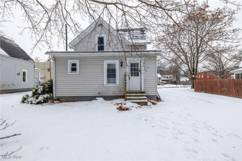 2349 Kelly Place Lorain OH 44052