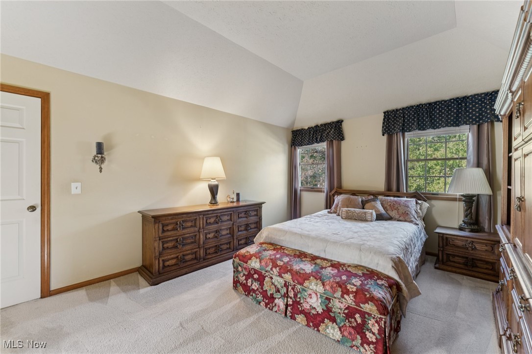 6073 Sandpiper Lane North Olmsted OH 44070