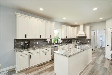 9233 Beatty Street NW Massillon OH 44647