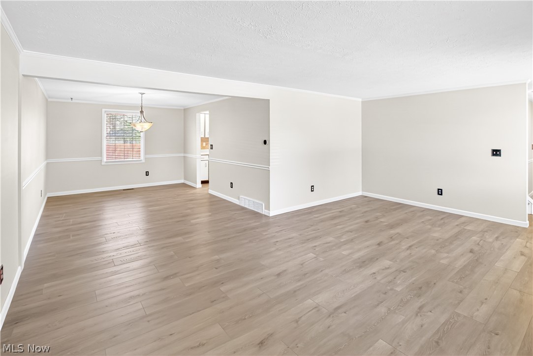 960 Red Oak Circle Medina OH 44256